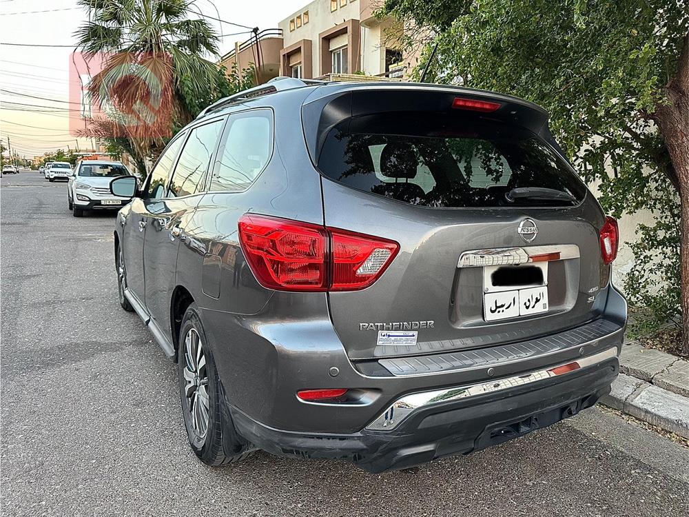 Nissan Pathfinder